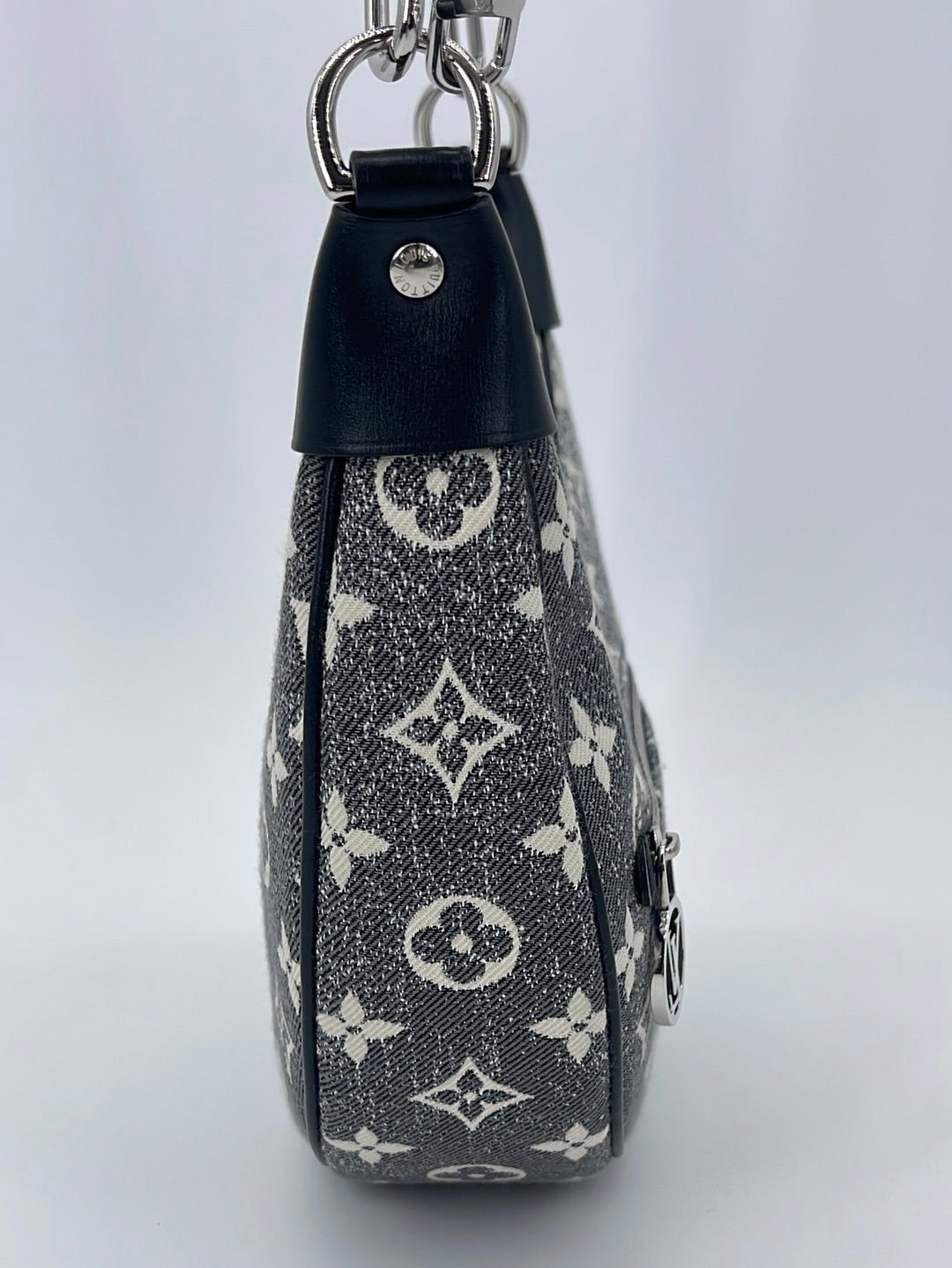 Preloved Louis Vuitton Monogram Jacquard Denim Loop Bag 248K873 070523