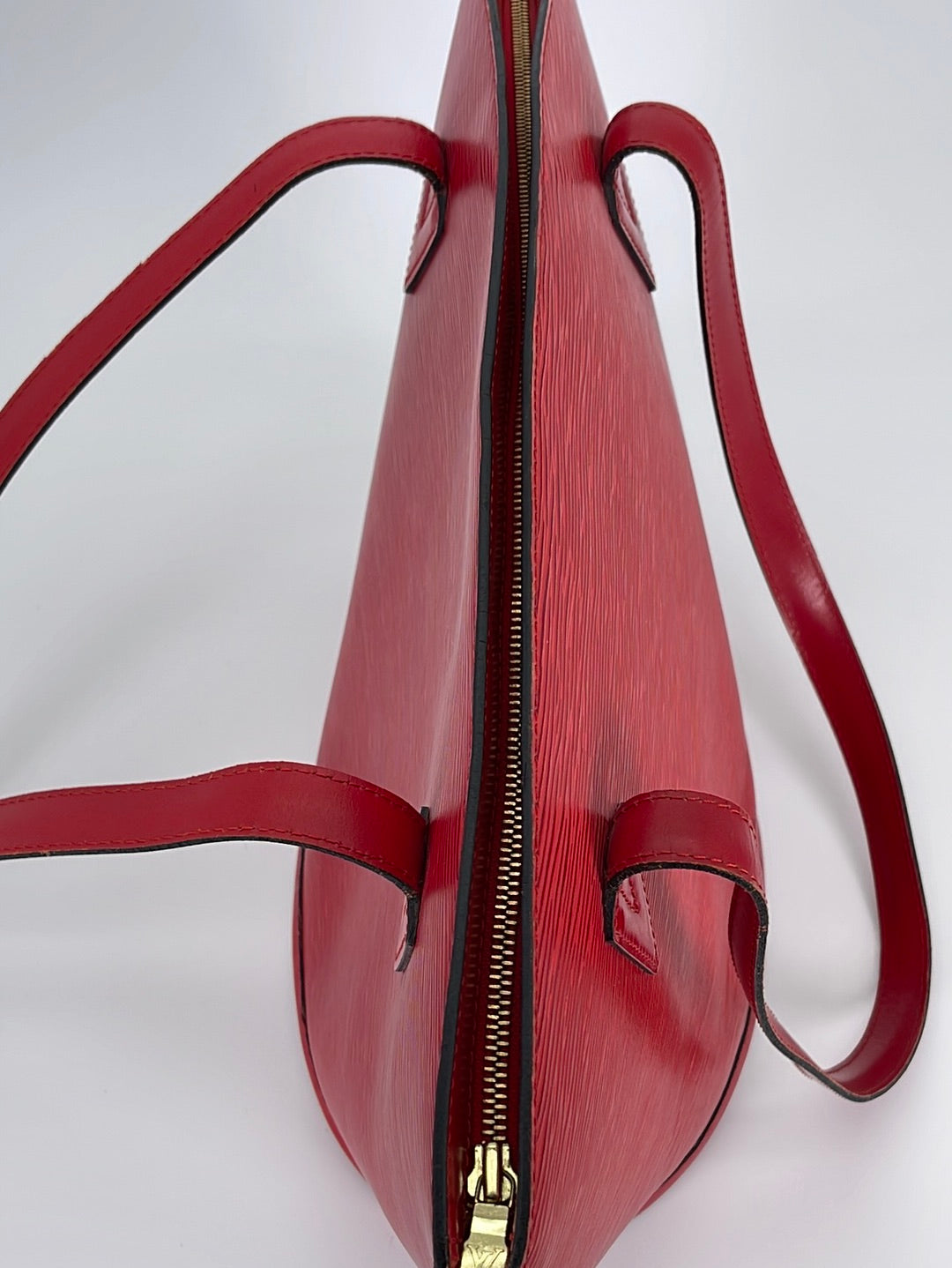 Louis Vuitton Saint Jacques Shoulder Bag Epi Red GM - Used Authentic Bag -  9brandname