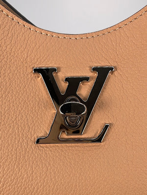 PRELOVED Louis Vuitton Lockme Beige Leather Hobo AR5128 032423 –  KimmieBBags LLC