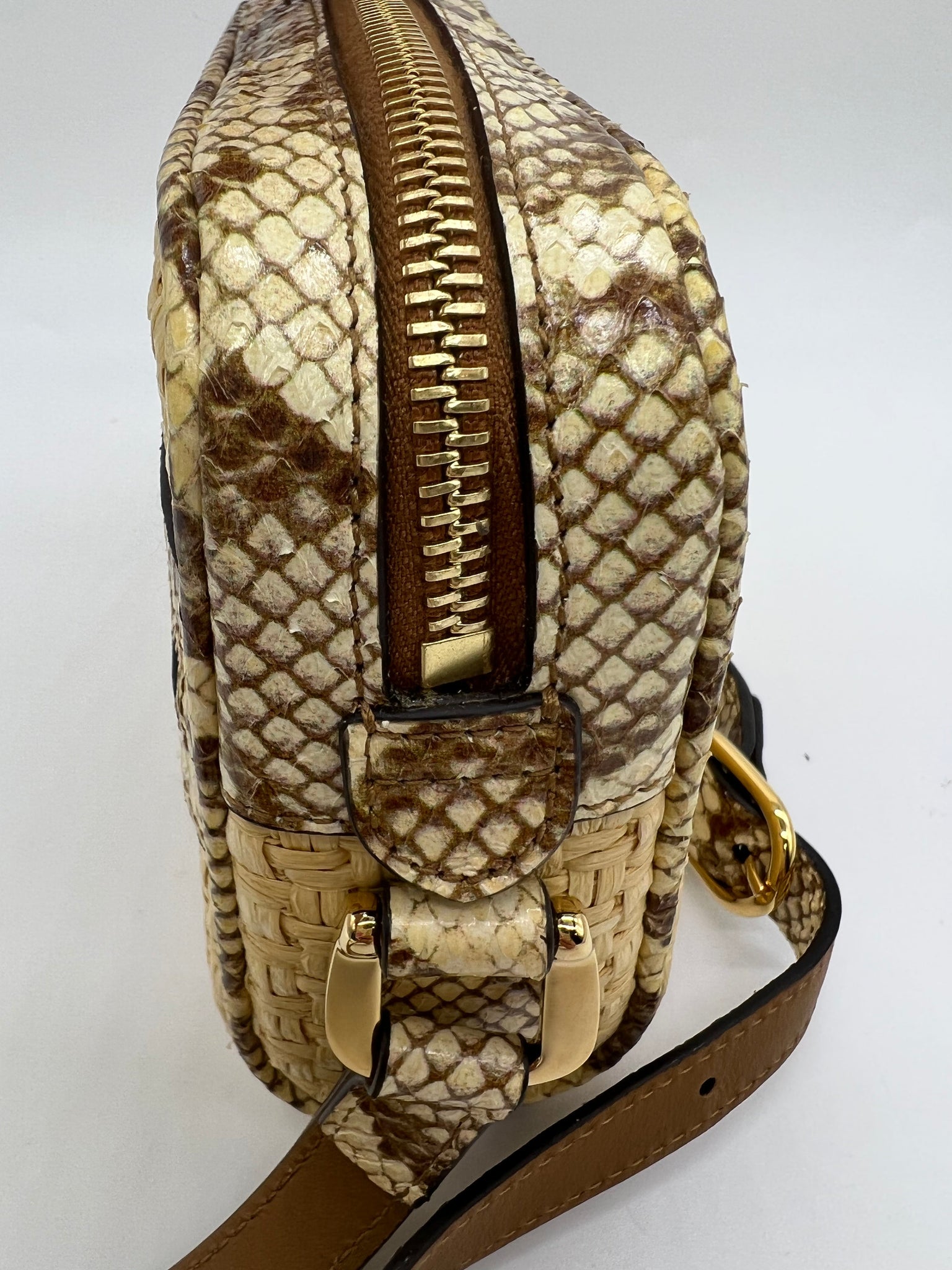 Gucci Raffia and Snakeskin GG Small Ophidia Chain Shoulder Bag New