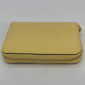 Louis Vuitton Yellow Zippy Jaune Passion Monogram Vernis 216304 Wallet at  1stDibs