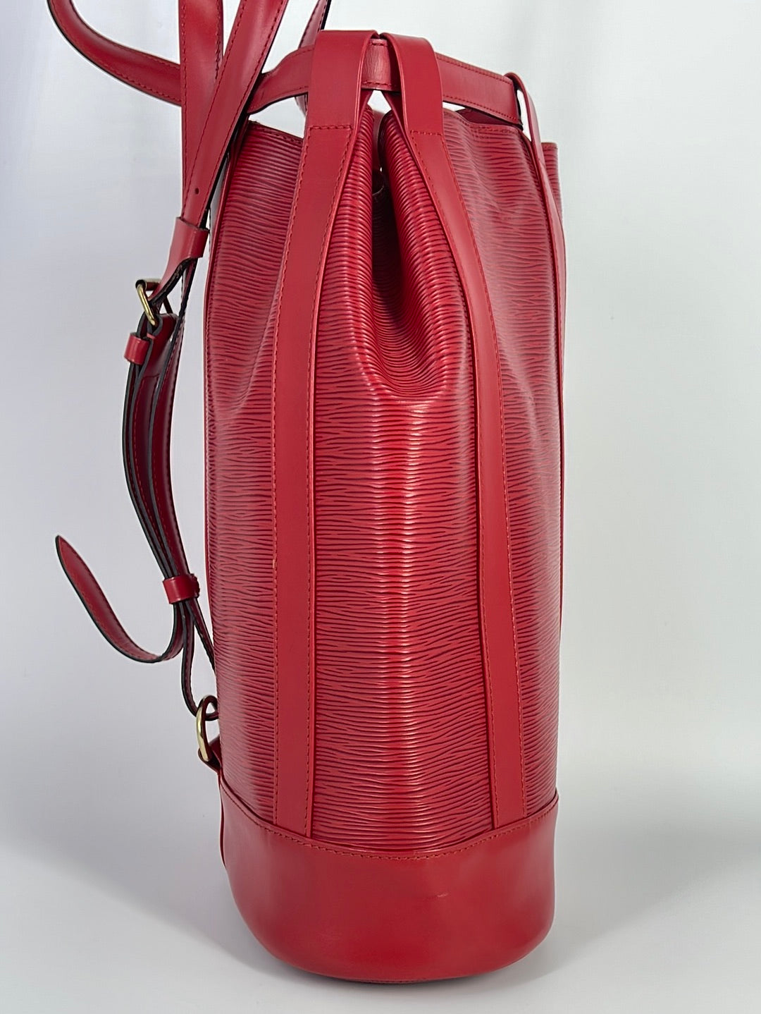 Vuitton Epi Noe Large Red Leather Bucket Bag Vintage Good 