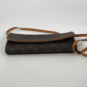Louis Vuitton 2000 pre-owned Pochette Twin PM Crossbody Bag - Farfetch