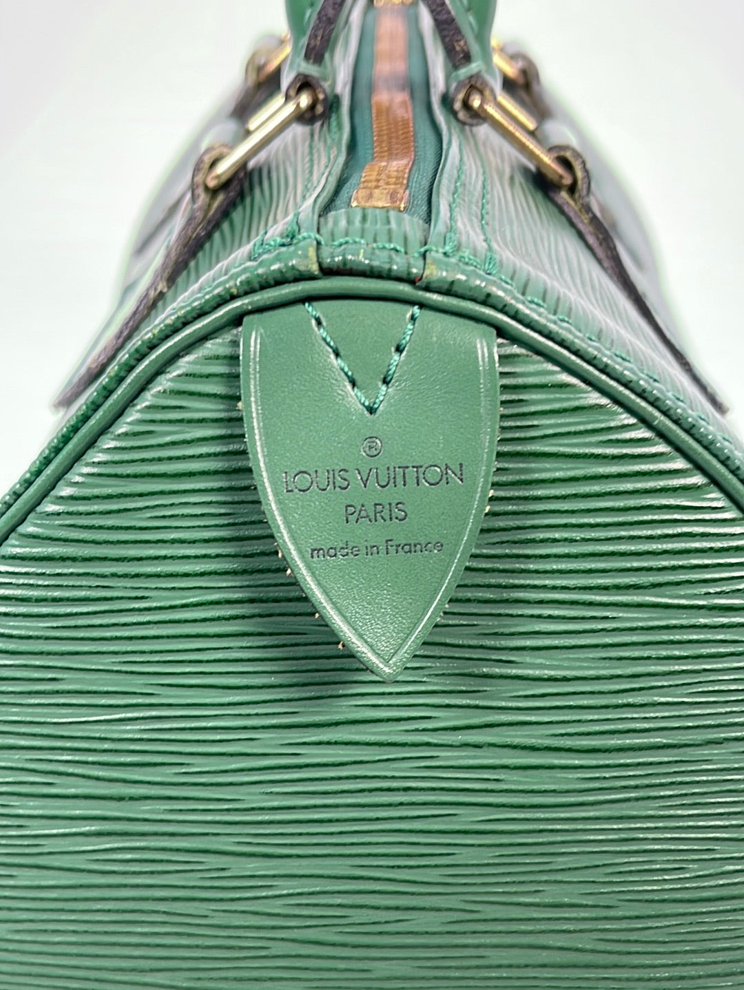 RIÑONERA Louis Vuitton – KJ VIPS