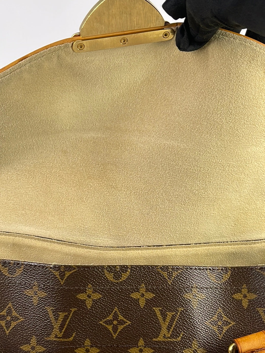 Louis Vuitton, Bags, Authentic Vintage Louis Vuitton Monogram Canvas  Beverly Gm Shoulder Bag