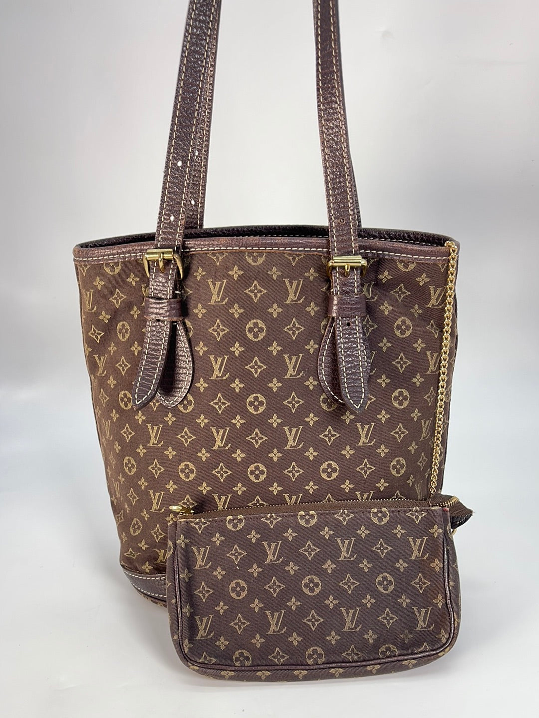 Louis Vuitton Monogram Canvas Petit Bucket Bag - 6 For Sale on
