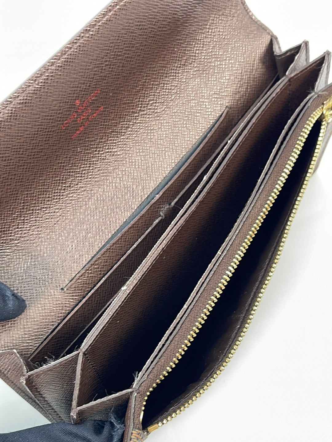 Louis Vuitton Black Taiga Leather Accordion Chain Wallet Long Flap 426 –  Bagriculture