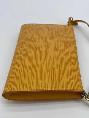 Louis Vuitton Yellow Epi Leather Neverfull Pochette Wristlet Pouch Bag  39lvl1125 ref.294603 - Joli Closet