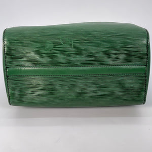 LOUIS VUITTON - Speedy 28 bag in green epi leather, go…