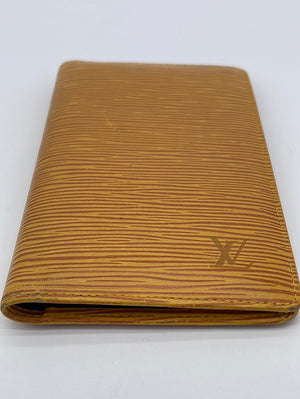 LOUIS VUITTON Lime Yellow Calf Leather Unisex Fashion Premium Card