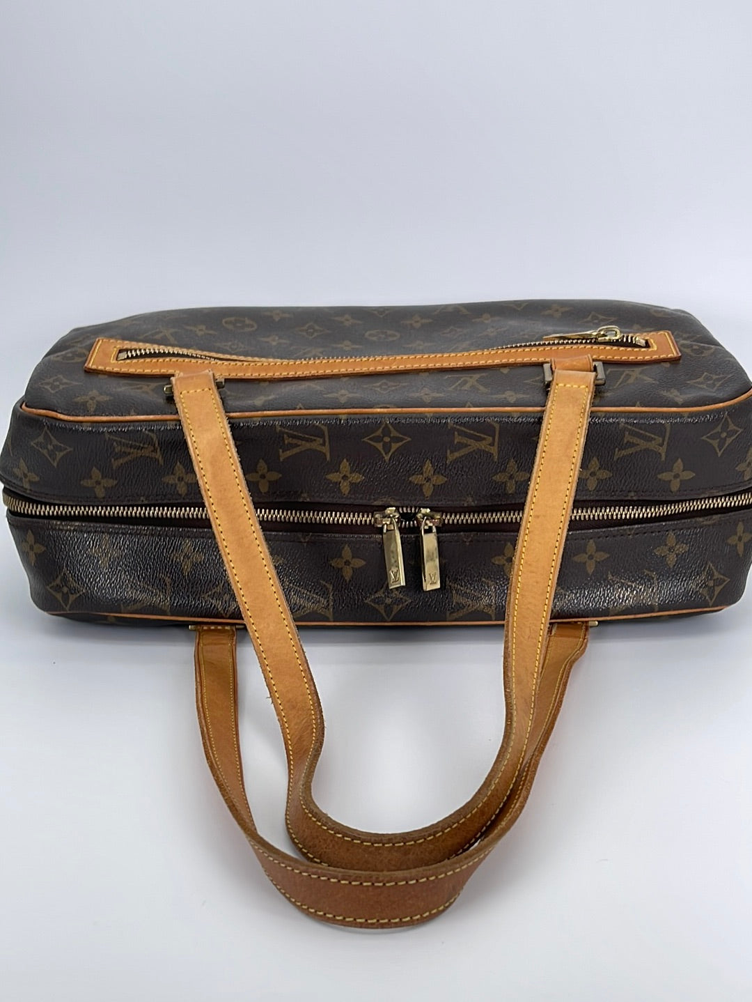 Louis Vuitton Multipli Cité Handbag 356235