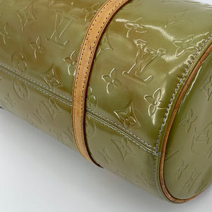 Preloved Louis Vuitton Green Vernis Monogram Papillon 30 Shoulder Bag  VI0959 041223. *** LIGHTENING DEAL ***