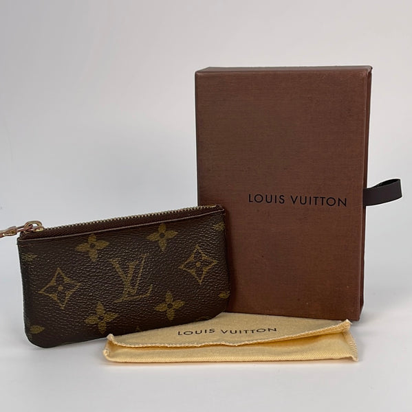 Louis Vuitton Keychain Wallet Gray - $385 (23% Off Retail) - From Corbin