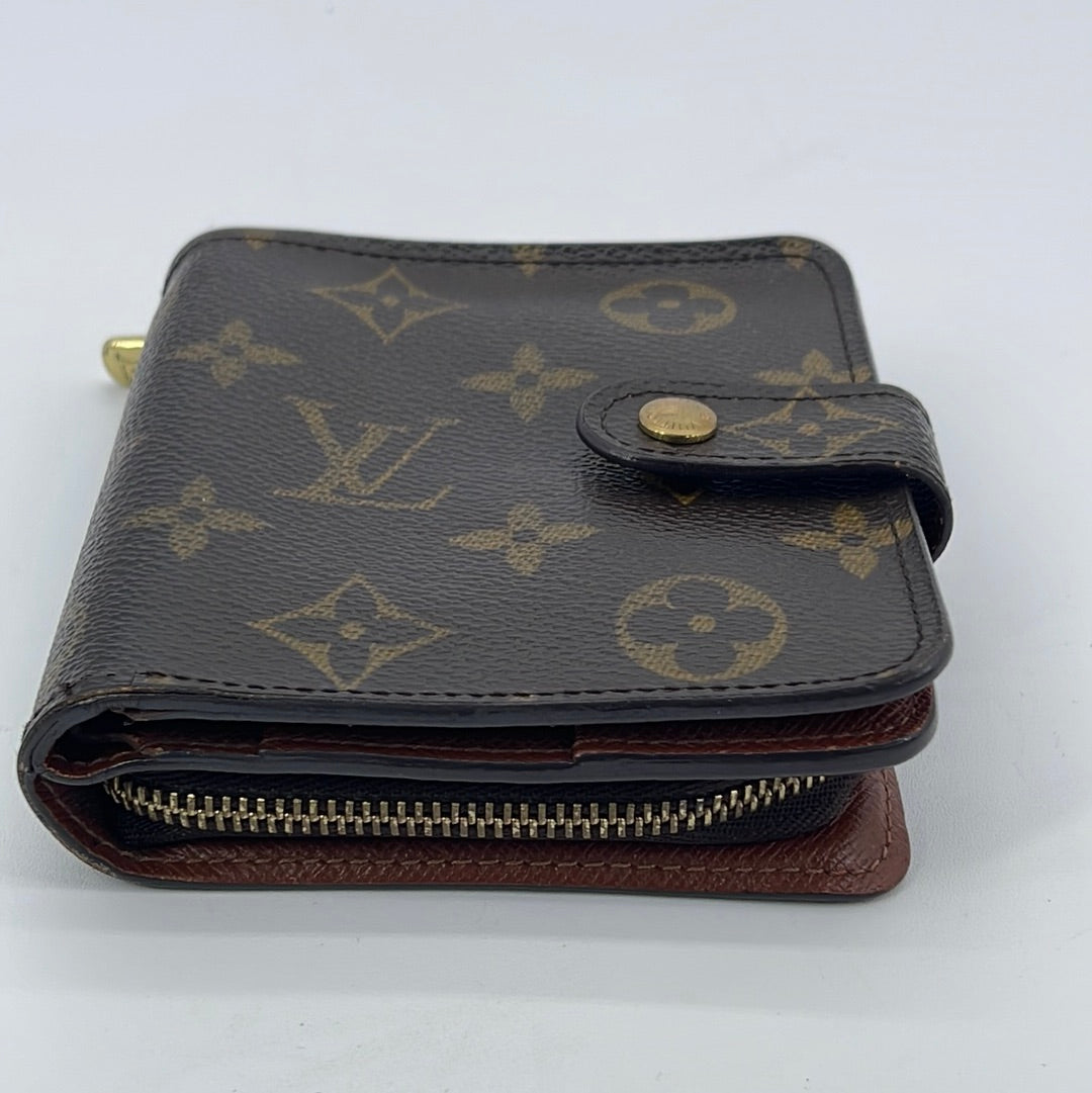  Louis Vuitton Monogram Bifold Compact Wallet