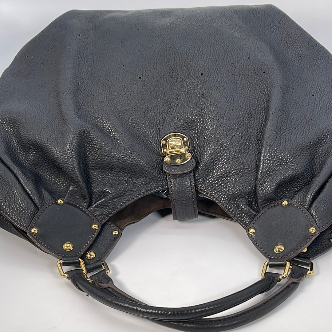 Vintage Louis Vuitton Mahina XL Purse Black (VI0017)