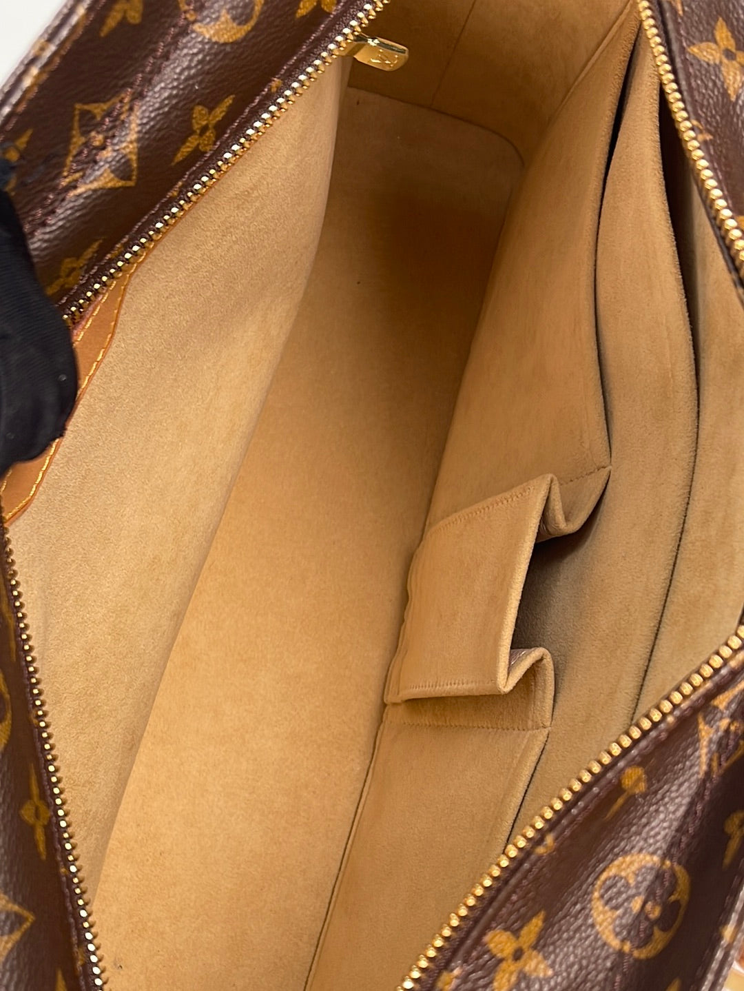 Retired Louis Vuitton Luco Tote - Review and What Fits Inside 