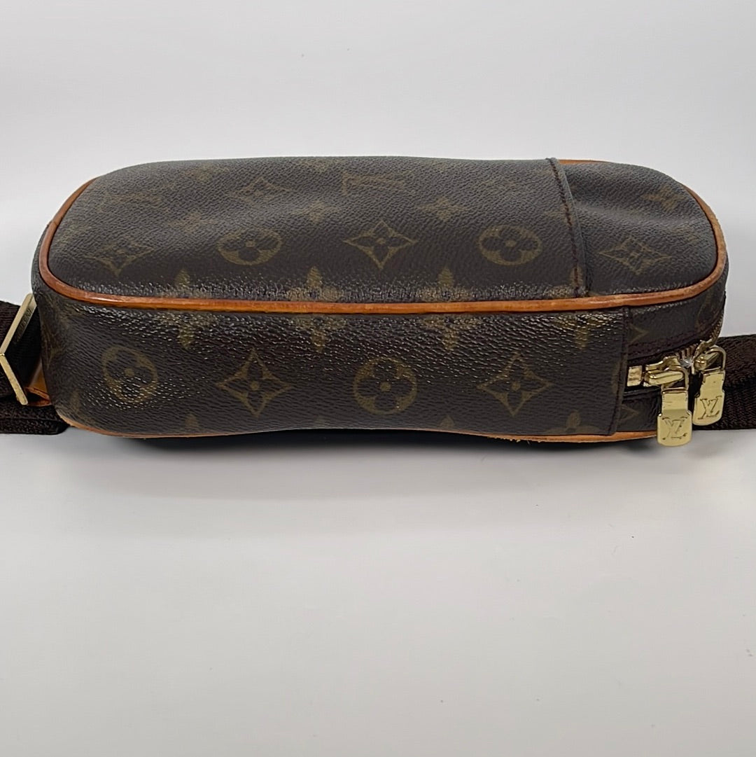 Vintage Louis Vuitton Gange Crossbody Bag 