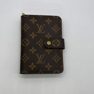 Louis Vuitton, Bags, Louis Vuitton Monogram Porte Papier Zippe Bifold  Wallet Lv Vintage