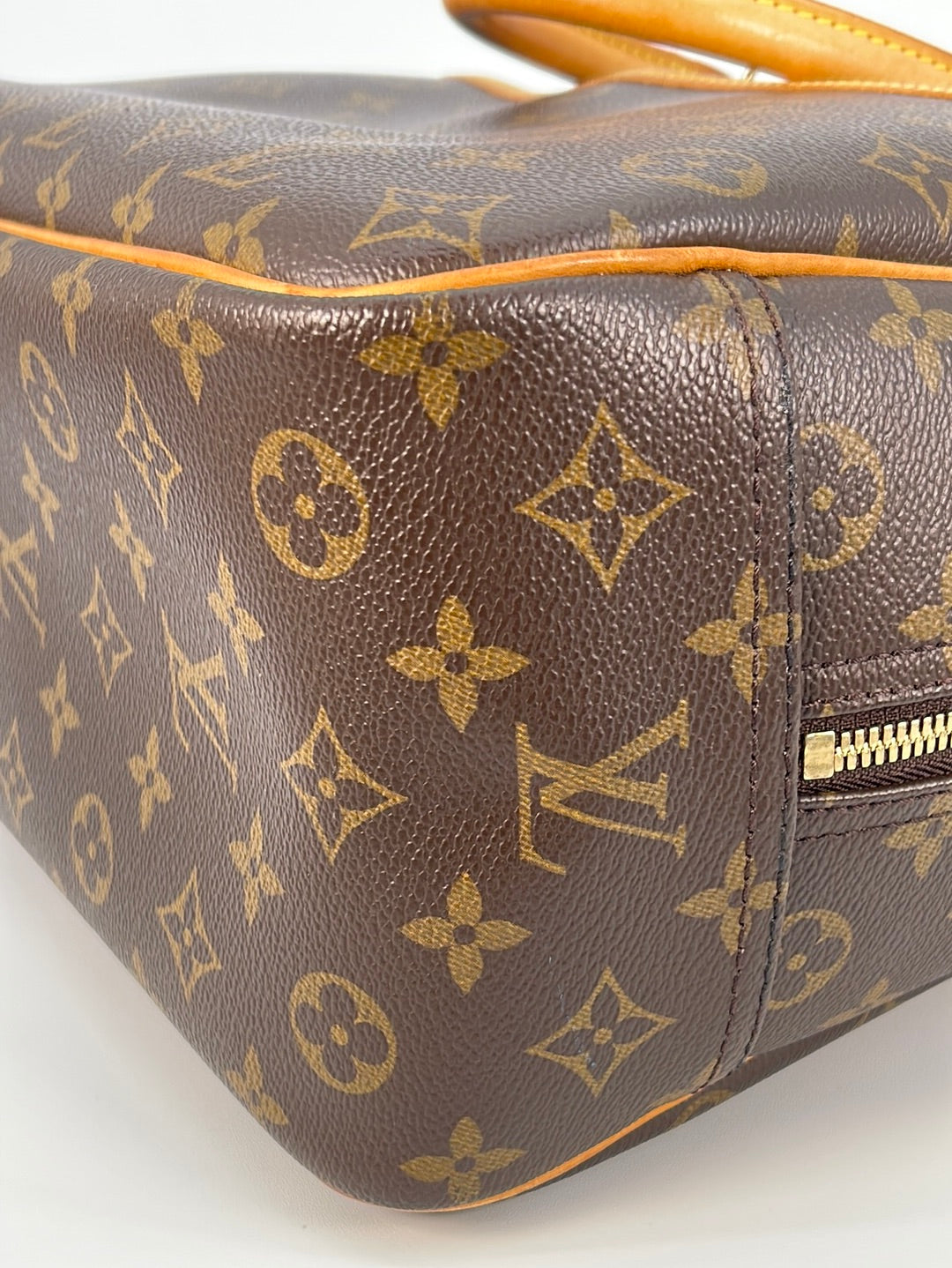 PRELOVED Louis Vuitton Deauville Monogram Bag MB1012 050323 - $60 OFF –  KimmieBBags LLC