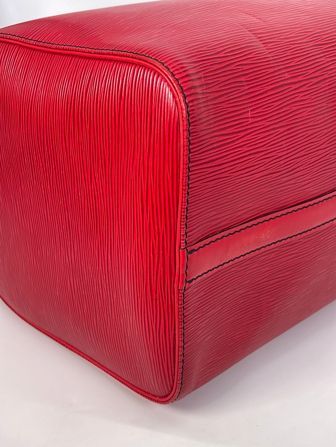 Louis Vuitton Vintage Louis Vuitton Pont Neuf Red Epi Leather Handbag