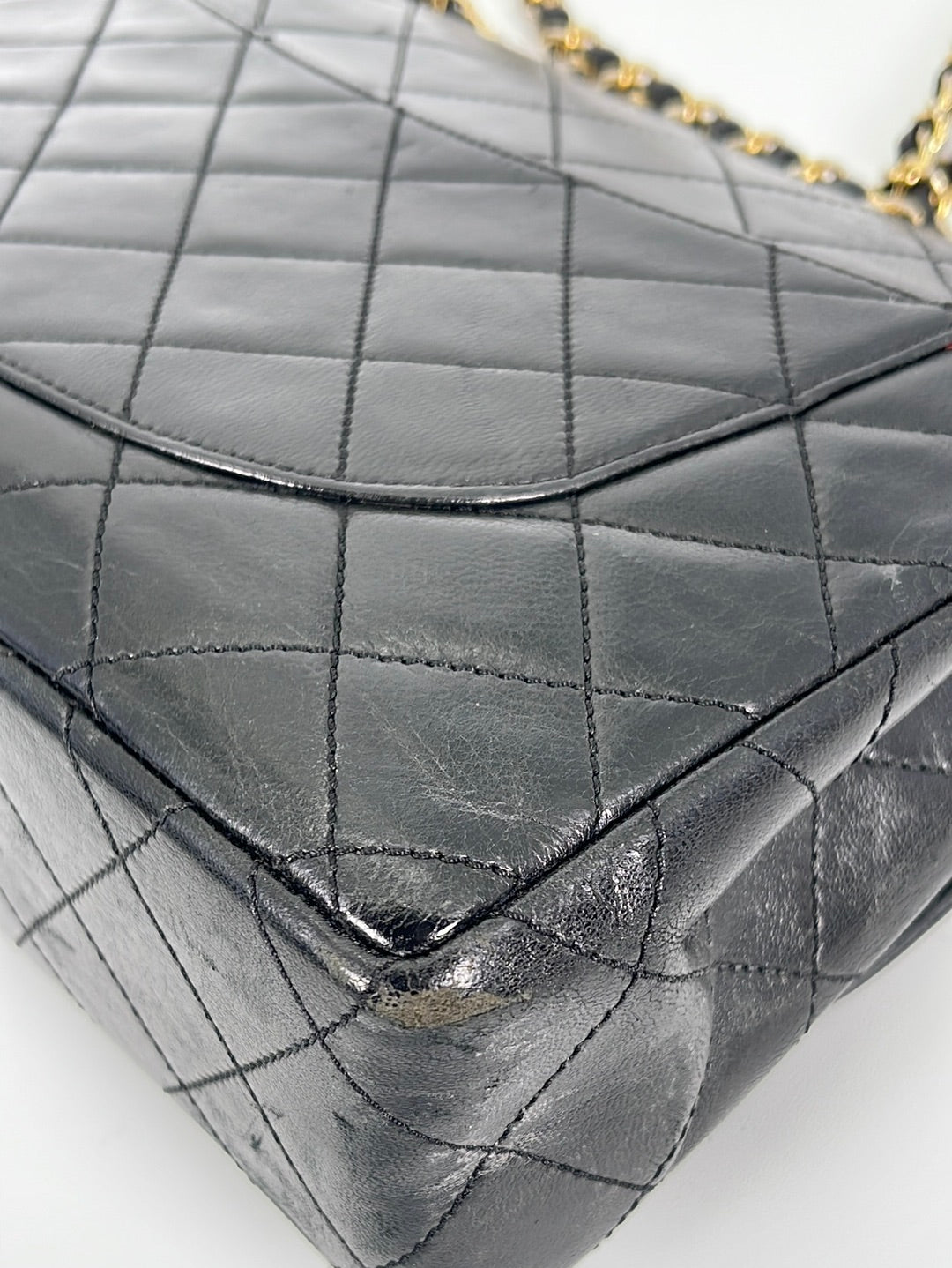 Preloved Chanel Black Quilted Lambskin O Case Clutch Bag 22969991 0413 –  KimmieBBags LLC