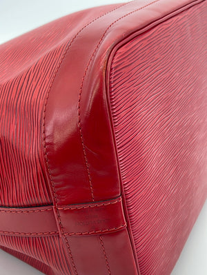 Louis Vuitton Epi Noe Red Leather ref.87180 - Joli Closet