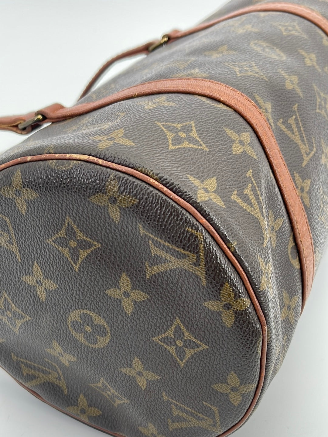 Louis Vuitton Papillon  Lv shoulder bag, Louis vuitton vintage