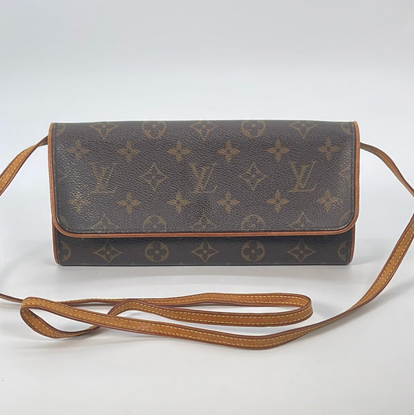 LOUIS VUITTON Brown Patent Leather Monogram And Iridescent