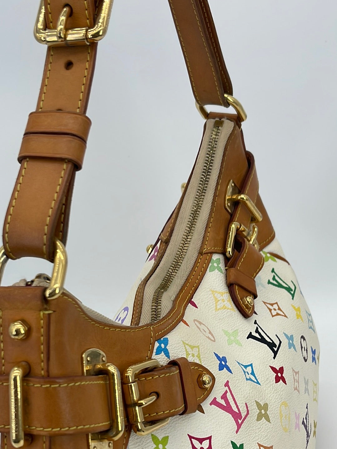 Louis Vuitton Lv Shoulder Bag Greta