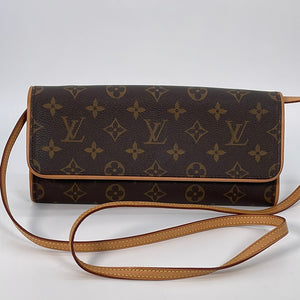 Slightly used discontinued cross body Louis Vuitton messenger bag