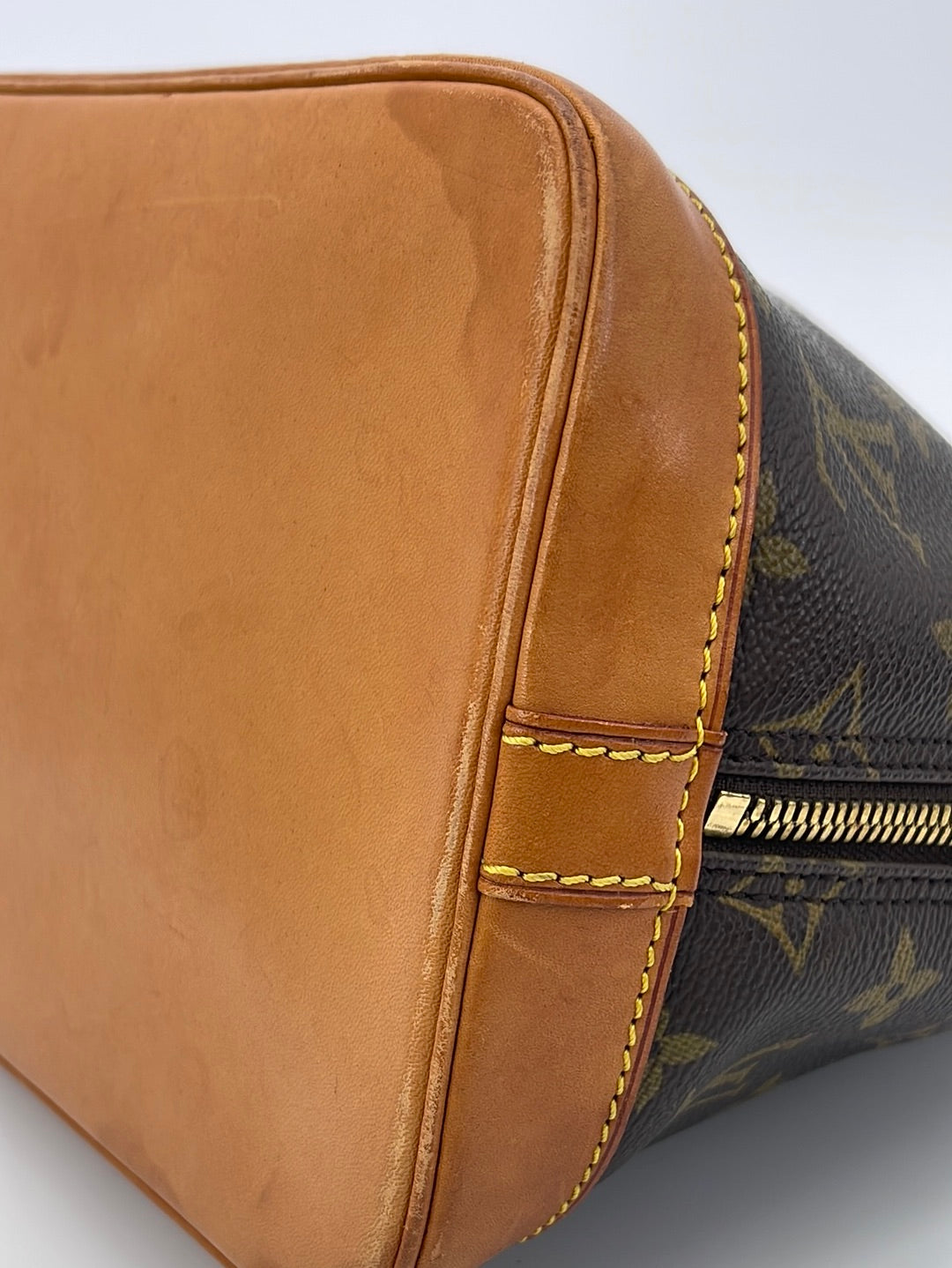 PRELOVED Louis Vuitton Alma PM Monogram Handbag BA0023 042723 – KimmieBBags  LLC