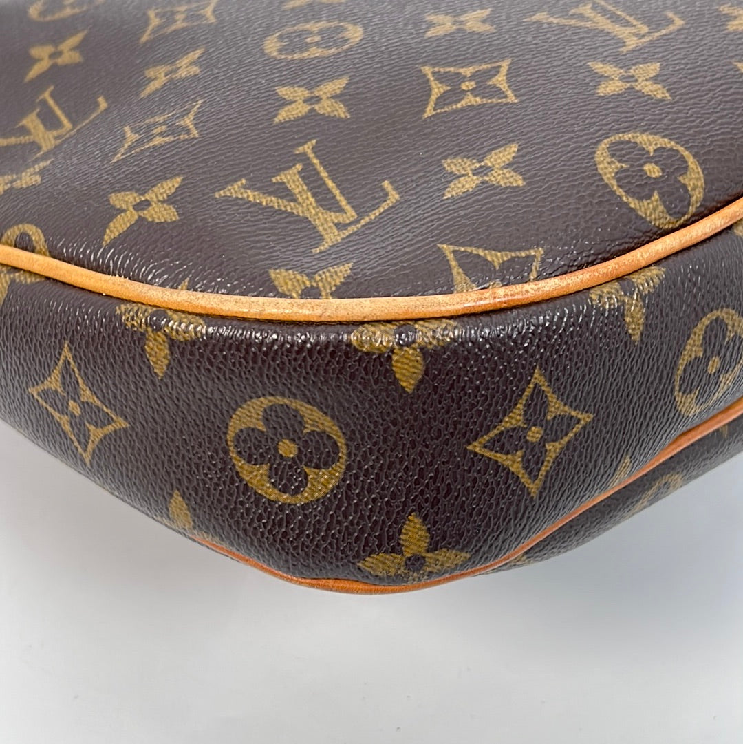 Louis Vuitton Odeon MM Monogram Crossbody Canvas Handbag Messenger LV –  brandedmoda