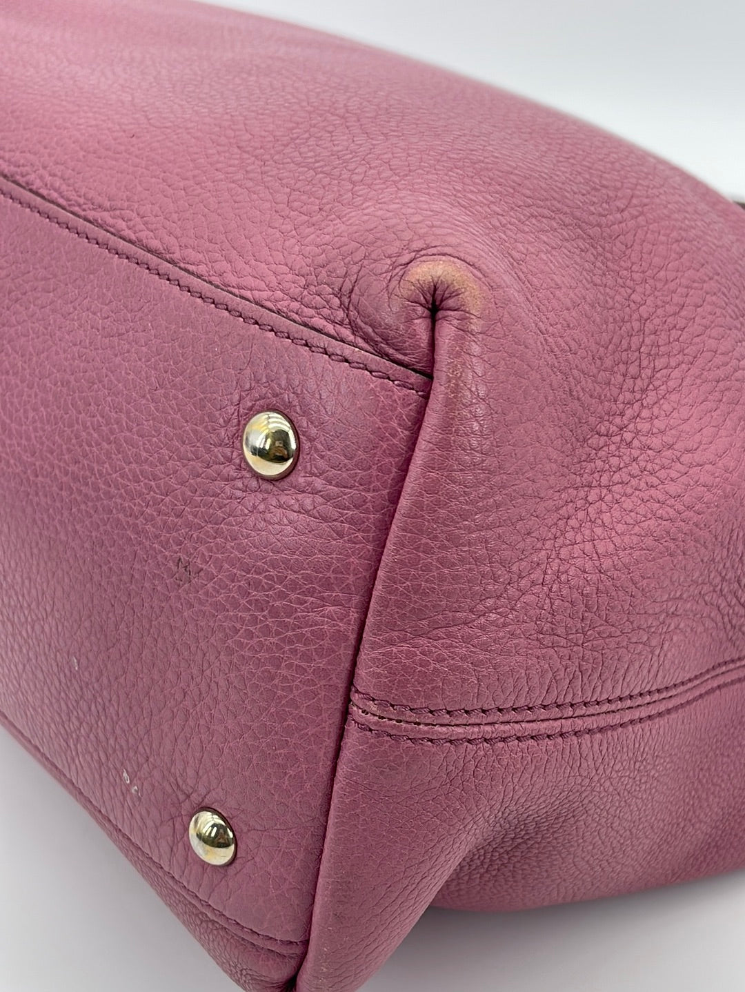 Gucci Purple Pebbled Leather Medium Soho Tote Gucci