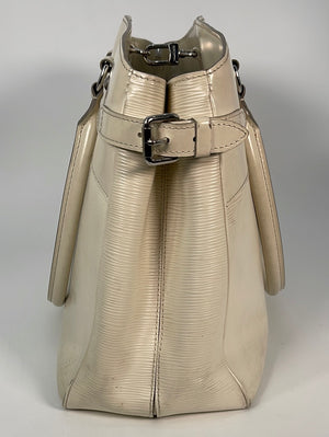 Louis Vuitton “Capucine” Bag  Bags, Fashion handbags, Fashion bags