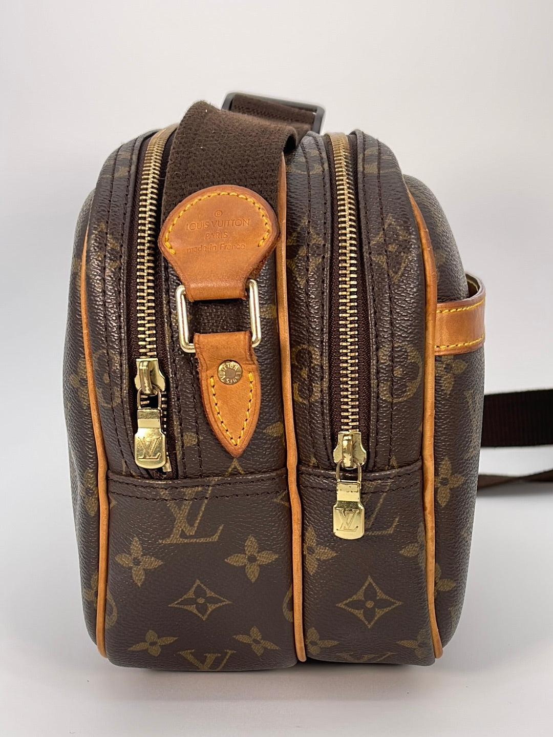 Louis Vuitton Discontinued Monogram Reporter PM Crossbody Bag