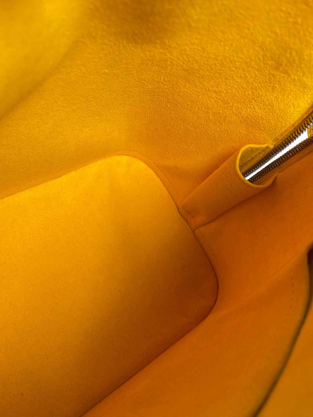 Yellow Louis Vuitton Epi Alma PM Satchel – AmaflightschoolShops Revival