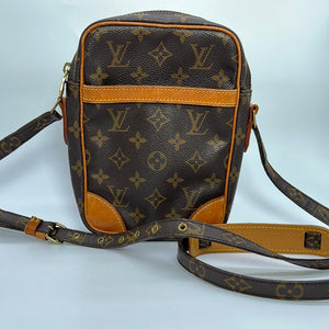 Authentic Louis Vuitton Crossbody Bag Danube MM Monogram Used LV