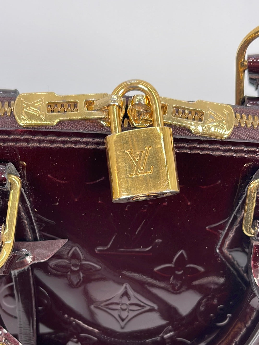 Louis Vuitton Alma BB Amarante Vernis Bag – Bagaholic