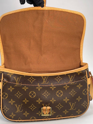 Vintage Louis Vuitton Sologne Monogram Crossbody Bag VI0076 013023