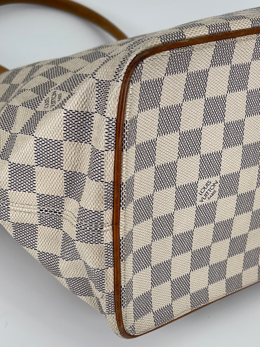 White Louis Vuitton Damier Azur Saleya GM Tote Bag – RvceShops Revival