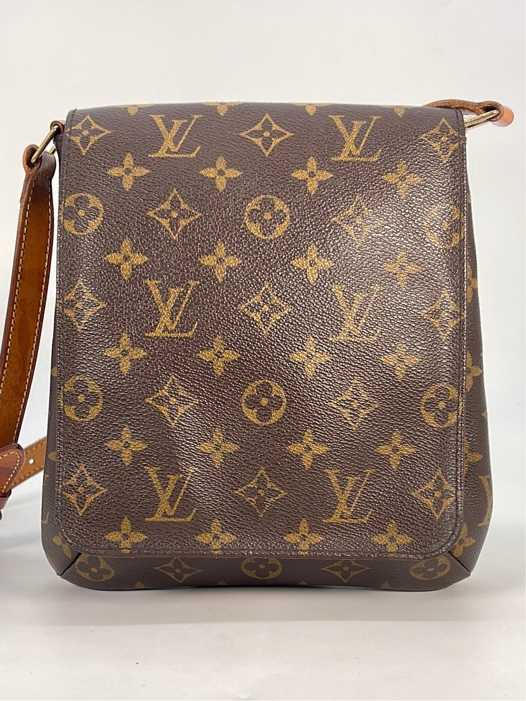 Authenticated Used Louis Vuitton LOUIS VUITTON Monogram Musette