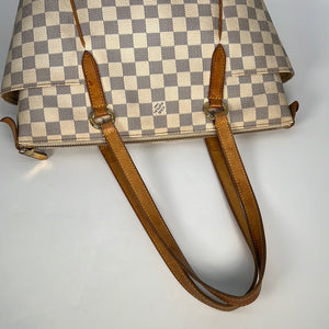 Louis Vuitton damper Trevor pm purse bag w original receipt for