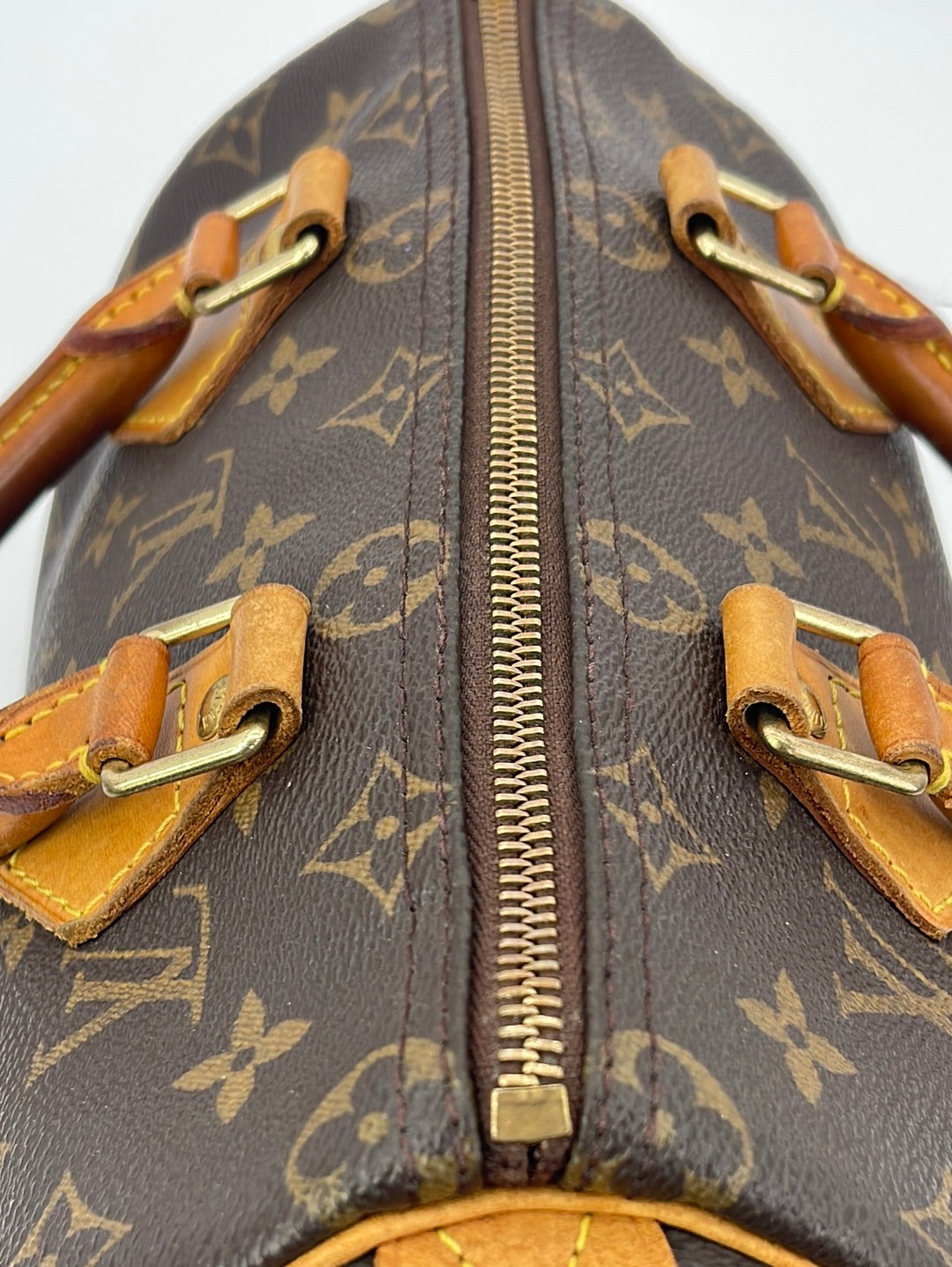 Louis Vuitton, Bags, Vintage Louis Vuitton Speedy