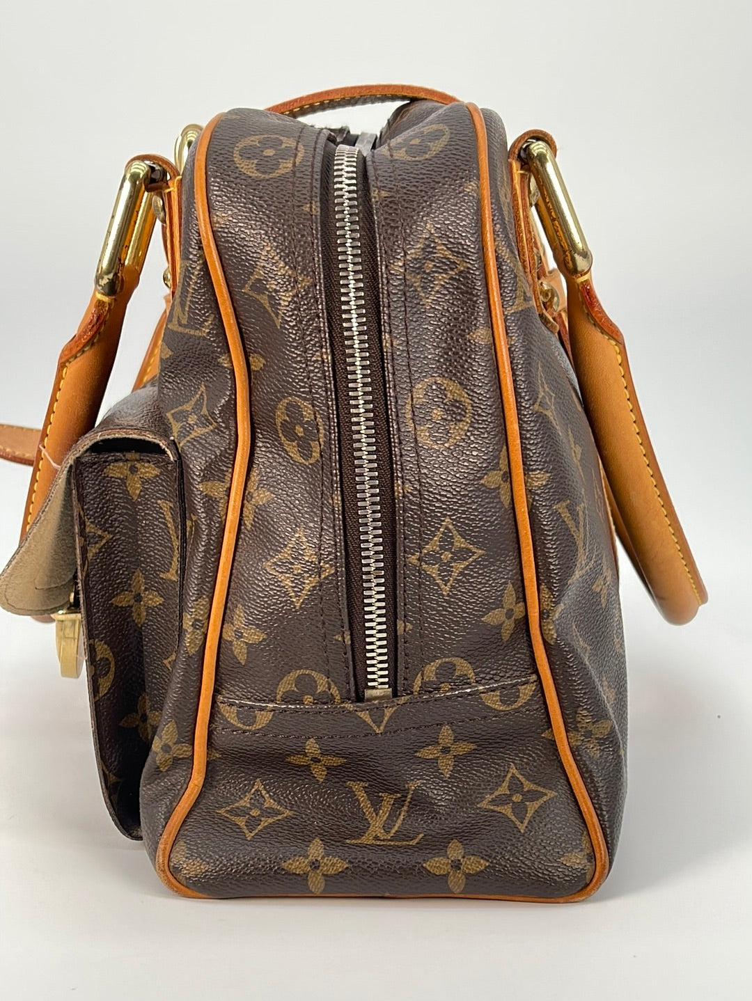 Louis Vuitton Pouch  8396