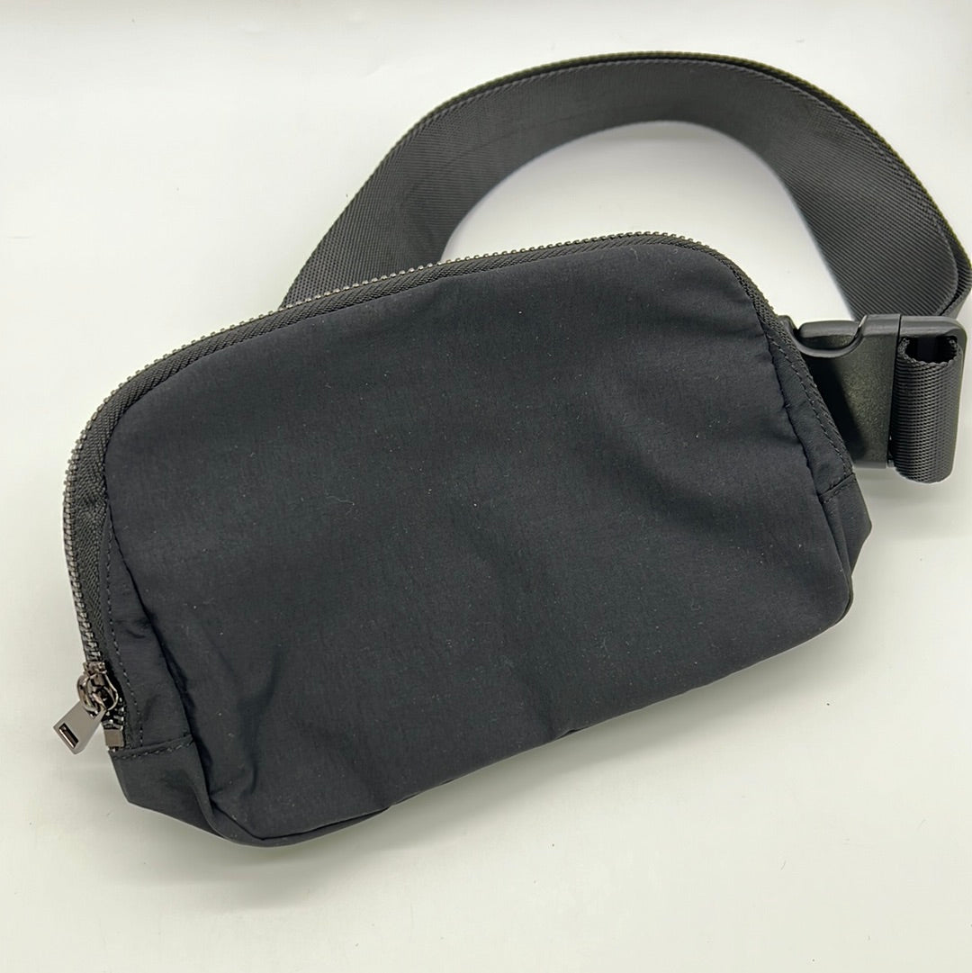 New Nylon Waterproof Waist Bag / Bumbag - SALE $10 090623