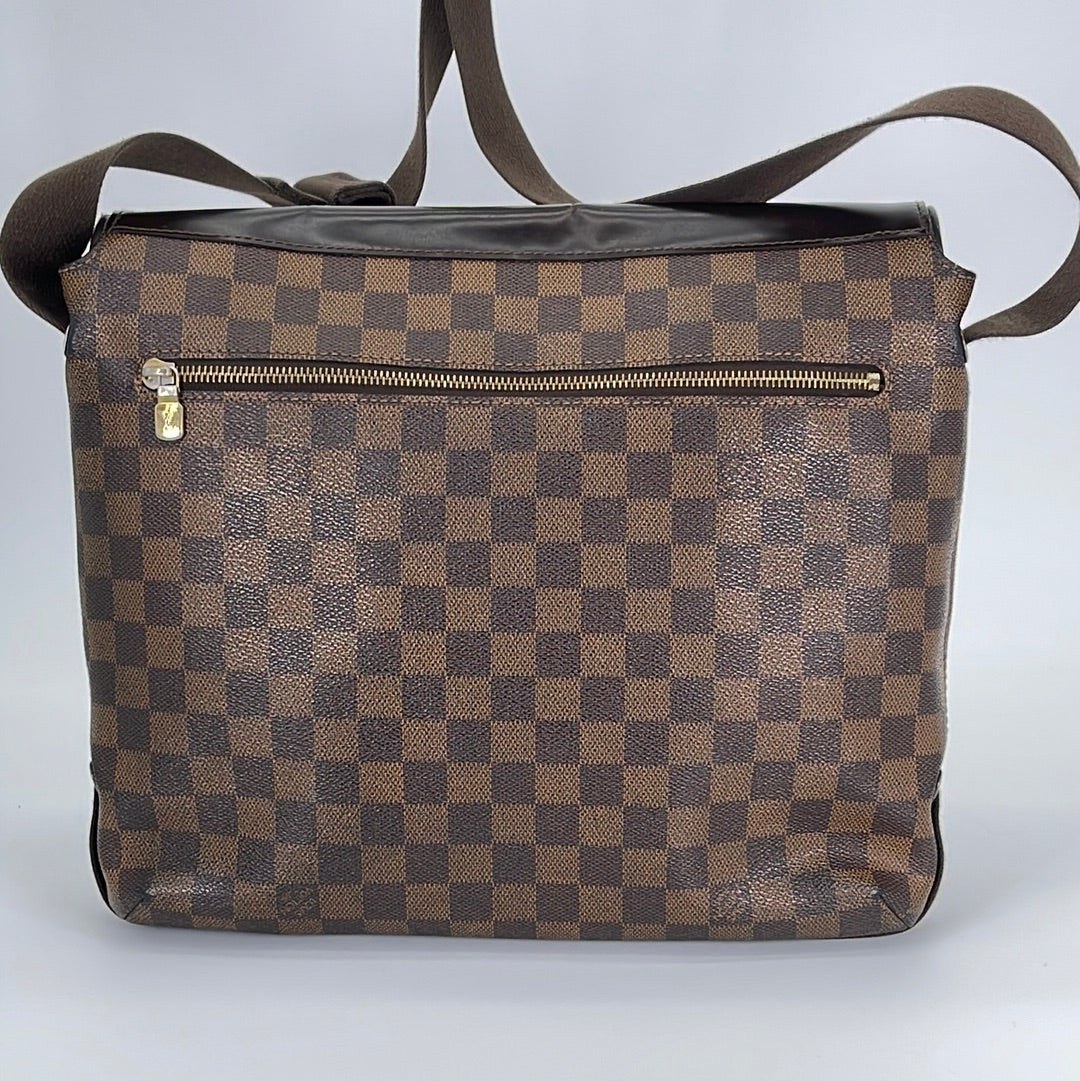 Louis Vuitton  ( Ultra Rare ) Gm 18962041 Coated Canvas Cross Body Bag  For Sale at 1stDibs